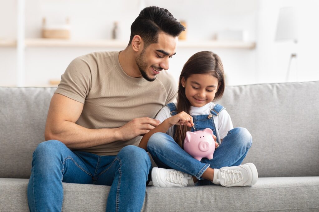How To Bring In Extra Income As A Parent (£11,000 This Year!)